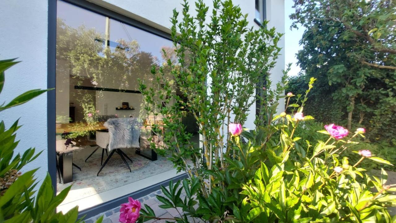 Adenauer Zwoelf - Das 5 Sterne Ferienhaus Mit Sauna Und Garten Am Eifelsteig Kerpen  Kültér fotó